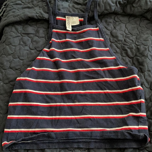 Halter top - Picture 1 of 1